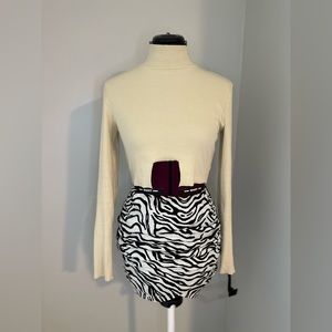 ASYOU high neck cutout ribbed top in putty